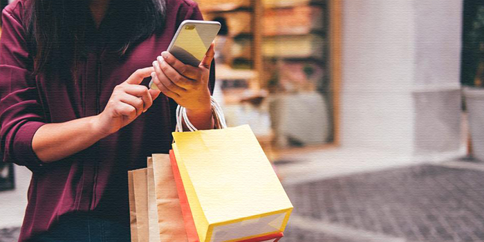 چرا بیشتر از نیازمان لباس نوزاد می خریم؟